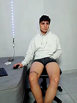 Snapshot of mikecoper_23 chatting on October 23, 2025, 4:23 am mikecoper 23 online show from October 23, 2025, 4:23 am