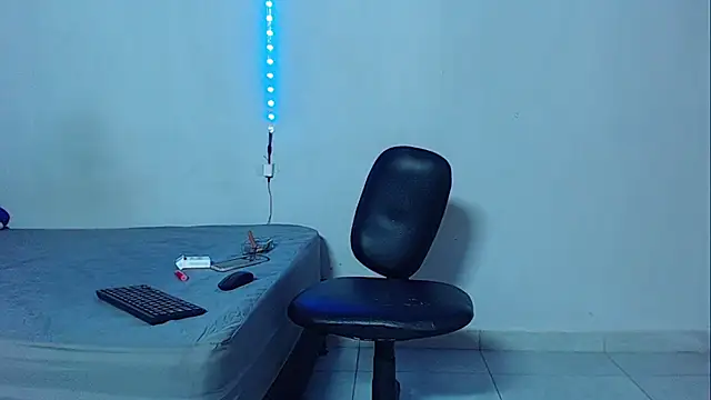 Snapshot of mikecoper_23 chatting on October 30, 2025, 4:08 pm mikecoper 23 online show from October 30, 2025, 4:08 pm