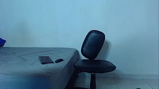 Snapshot of mikecoper_23 chatting on January 18, 2026, 2:37 am mikecoper 23 online show from January 18, 2026, 2:37 am