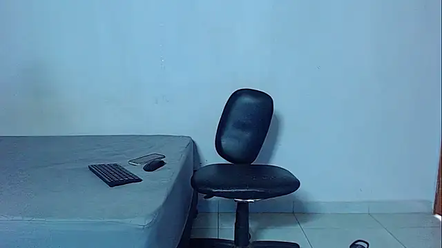 Snapshot of mikecoper_23 chatting on February 16, 2026, 2:13 pm mikecoper 23 online show from February 16, 2026, 2:13 pm