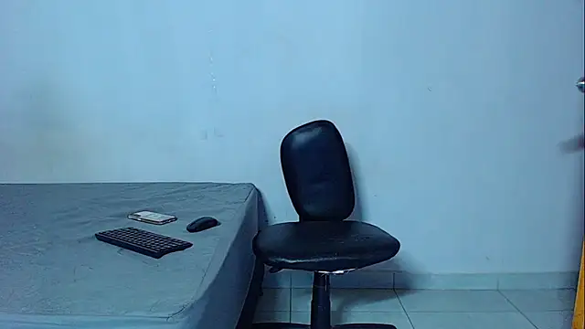 Snapshot of mikecoper_23 chatting on March 11, 2026, 3:01 am mikecoper 23 online show from March 11, 2026, 3:01 am