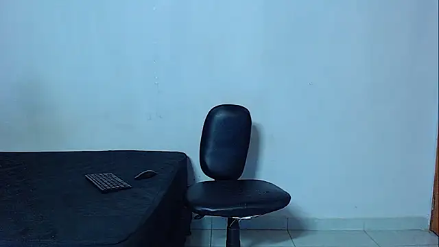 Snapshot of mikecoper_23 chatting on March 17, 2026, 1:21 am mikecoper 23 online show from March 17, 2026, 1:21 am