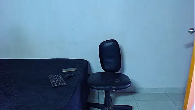 Snapshot of mikecoper_23 chatting on March 23, 2026, 1:37 pm mikecoper 23 online show from March 23, 2026, 1:37 pm