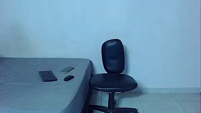 Snapshot of mikecoper_23 chatting on March 25, 2026, 2:01 pm mikecoper 23 online show from March 25, 2026, 2:01 pm