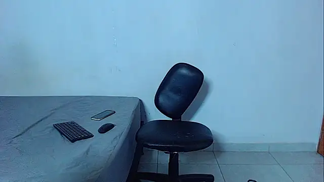 Snapshot of mikecoper_23 chatting on March 30, 2026, 2:34 am mikecoper 23 online show from March 30, 2026, 2:34 am