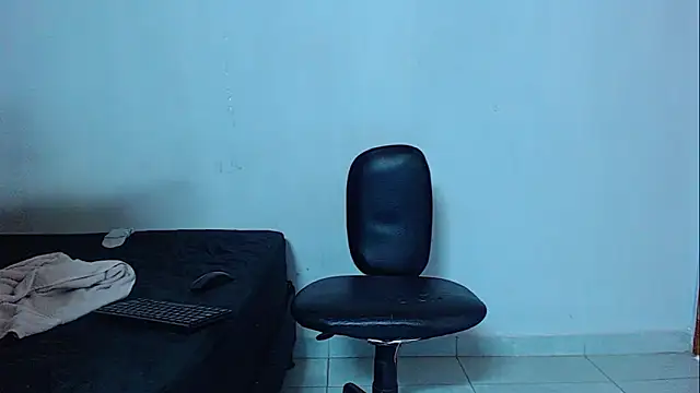 Snapshot of mikecoper_23 chatting on April 16, 2026, 1:34 pm mikecoper 23 online show from April 16, 2026, 1:34 pm