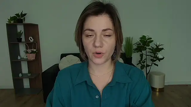 MariaSttone online show from December 13, 2024, 3:21 pm