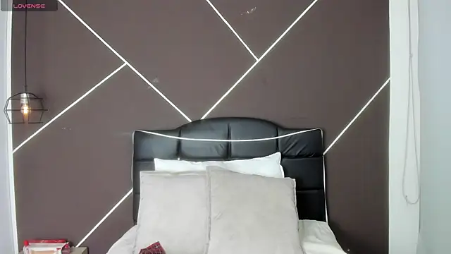 AntonellaRosee  online show from January 28, 2025, 11:38 am