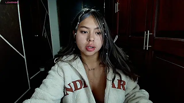 AntonellaRosee  online show from March 16, 2025, 12:00 pm