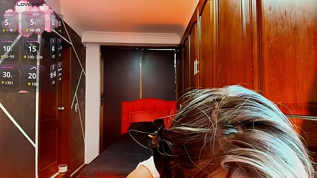 AntonellaRosee  online show from March 22, 2025, 2:58 pm