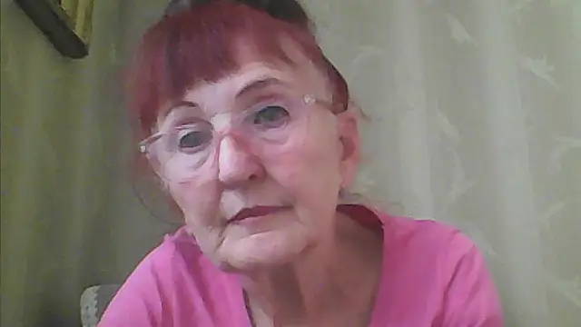 TanyaSweet634 online show from September 25, 2025, 5:55 am