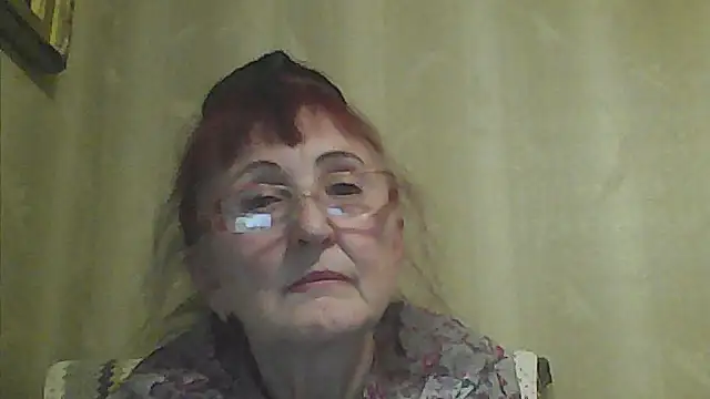 TanyaSweet634 online show from September 26, 2025, 6:12 pm