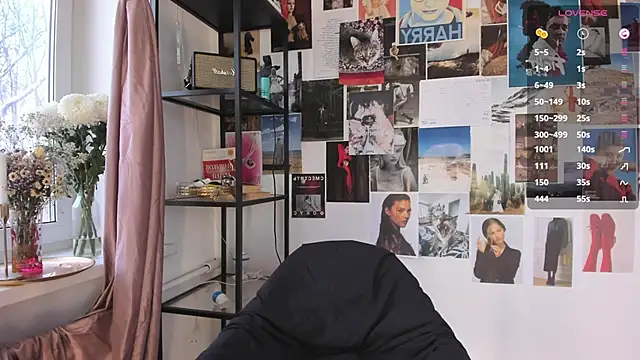 MonicaRocket online show from January 6, 2025, 10:02 am