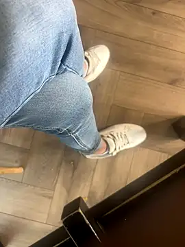 FeetVibe online show from October 14, 2025, 7:20 am