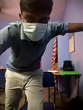 Tamilandteluguboy14 online show from December 9, 2024, 10:22 am