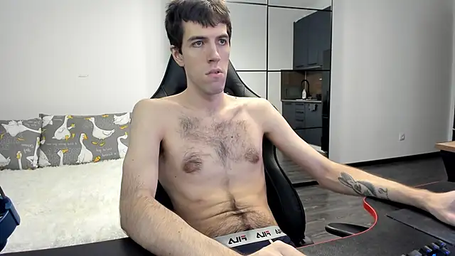 White Dylan online show from November 19, 2025, 6:24 am