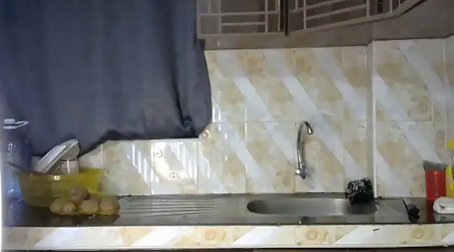 prettiepearl online show from January 28, 2025, 5:32 am