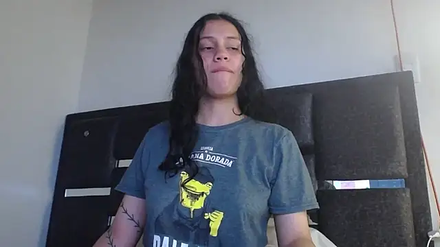 Snapshot of realshy-Stepsis chatting on February 15, 2026, 9:00 pm realshy-Stepsis online show from February 15, 2026, 9:00 pm