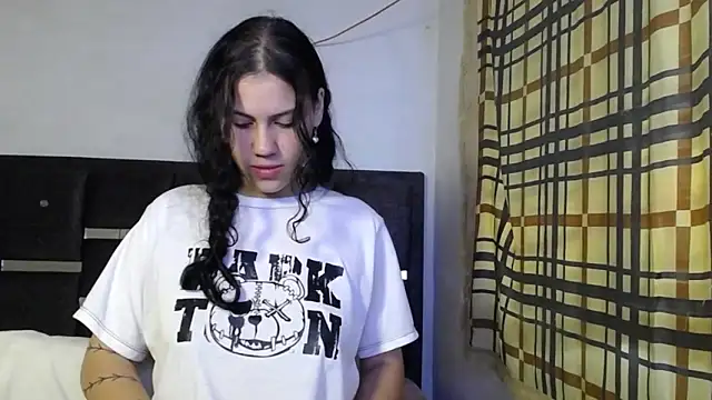 Snapshot of realshy-Stepsis chatting on March 24, 2026, 12:43 pm realshy-Stepsis online show from March 24, 2026, 12:43 pm