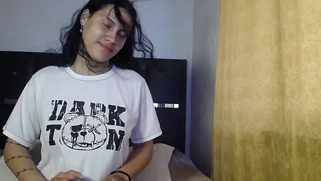 Snapshot of realshy-Stepsis chatting on April 9, 2026, 1:27 pm realshy-Stepsis online show from April 9, 2026, 1:27 pm