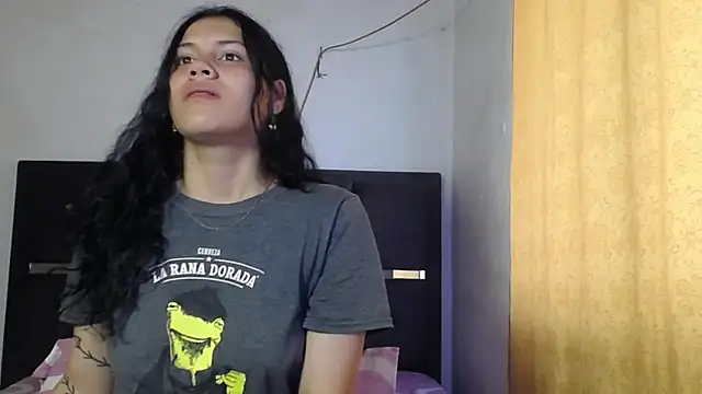 Snapshot of realshy-Stepsis chatting on April 21, 2026, 12:55 pm realshy-Stepsis online show from April 21, 2026, 12:55 pm
