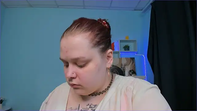 Snapshot of Crow_Diam0nd chatting on December 10, 2024, 4:24 am Crow Diam0nd online show from December 10, 2024, 4:24 am