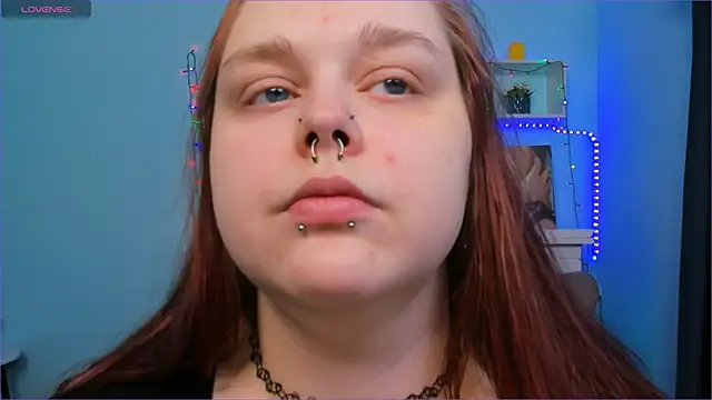 Snapshot of Crow_Diam0nd chatting on December 22, 2024, 4:06 am Crow Diam0nd online show from December 22, 2024, 4:06 am