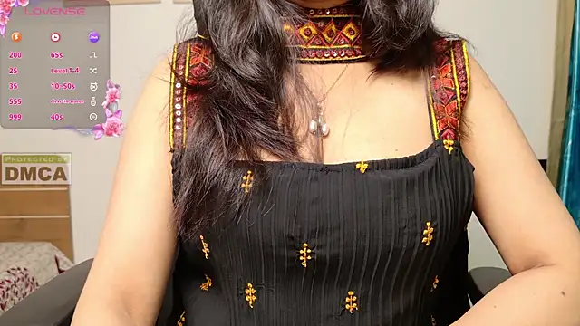 Punjabi Queen1 online show from November 10, 2025, 4:17 pm