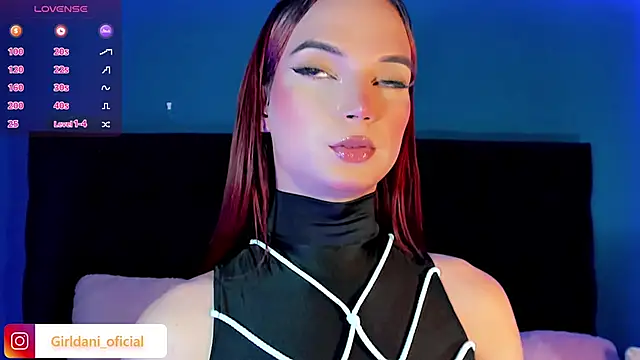 Liittle foxxxy online show from January 18, 2025, 7:17 am