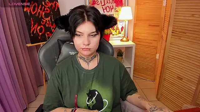 mekurisu online show from January 16, 2025, 4:28 am