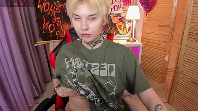 mekurisu online show from February 28, 2025, 7:37 am