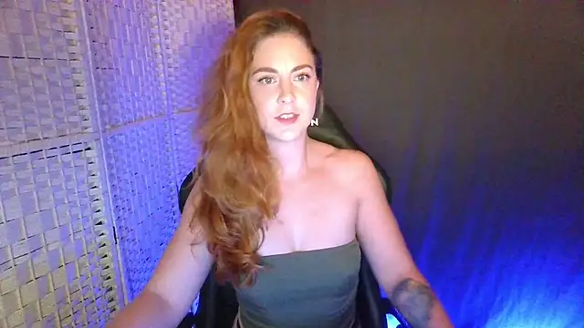 Snapshot of KayleyxEmily chatting on October 11, 2025, 7:56 pm KayleyxEmily online show from October 11, 2025, 7:56 pm