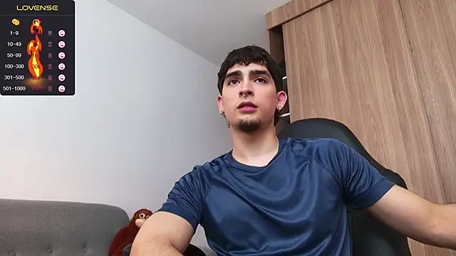 zenn rush1 online show from December 5, 2024, 7:06 pm