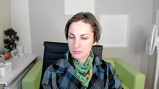 AuroraScript online show from December 5, 2024, 1:25 am