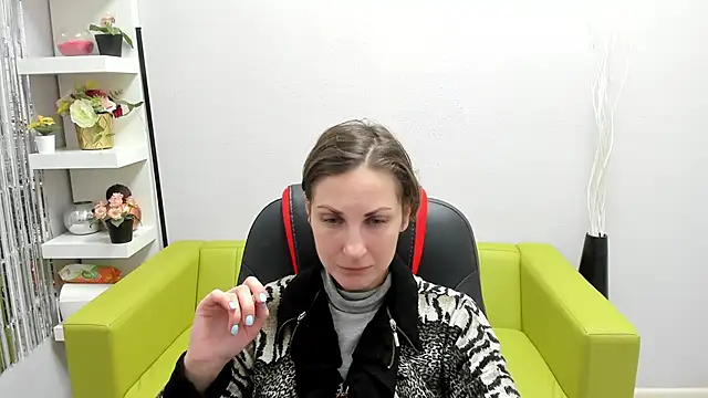 AuroraScript online show from December 21, 2024, 3:31 pm