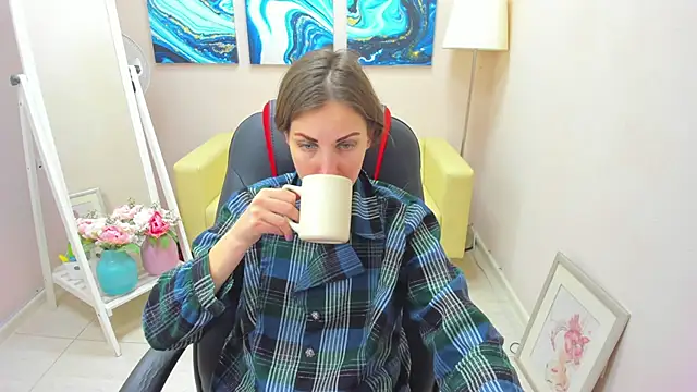 AuroraScript online show from February 1, 2025, 3:28 pm