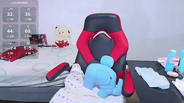 italy   boobs online show from February 26, 2025, 12:25 pm