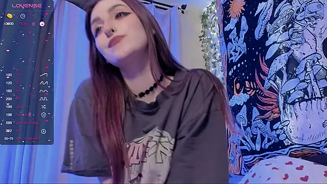 kissthasky online show from December 13, 2024, 9:09 pm