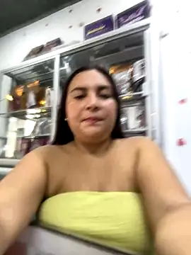 sofiafantasy online show from December 1, 2025, 4:01 pm