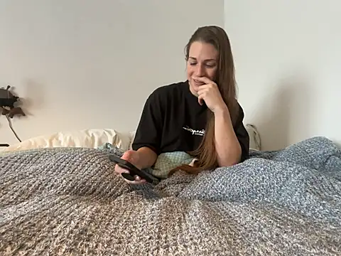 MissSwitch online show from January 7, 2025, 1:35 pm