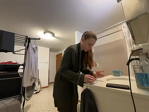 MissSwitch online show from January 20, 2025, 12:39 pm