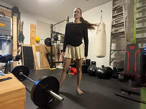 MissSwitch online show from February 4, 2025, 1:16 pm