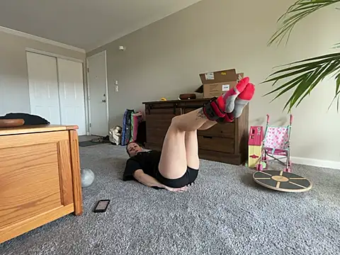 MissSwitch online show from March 14, 2025, 3:58 pm