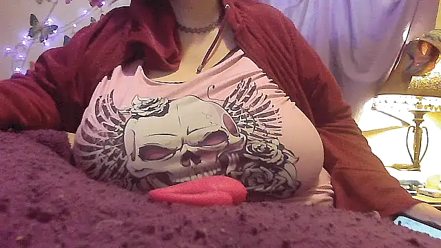 Snapshot of Alli_Kat chatting on March 3, 2025, 1:42 pm Alli Kat online show from March 3, 2025, 1:42 pm