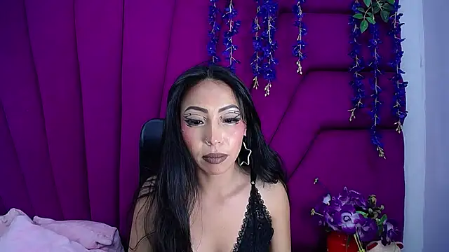 Snapshot of nathalia_pink chatting on May 13, 2026, 3:37 am nathalia pink online show from May 13, 2026, 3:37 am