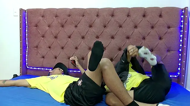 Snapshot of boys_yourparty chatting on January 31, 2025, 1:23 pm boys yourparty online show from January 31, 2025, 1:23 pm