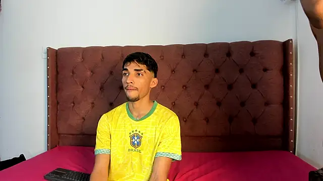 Snapshot of boys_yourparty chatting on September 19, 2025, 1:12 pm boys yourparty online show from September 19, 2025, 1:12 pm