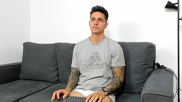 JeanBroc online show from October 20, 2025, 8:20 pm