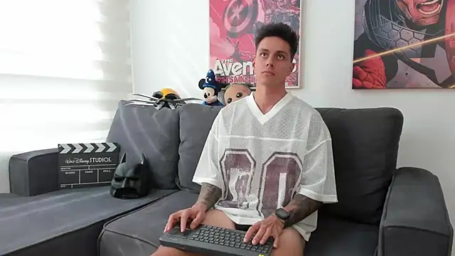 JeanBroc online show from November 6, 2025, 7:59 pm