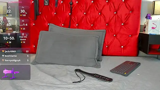 Samantha Mouret online show from January 31, 2025, 9:37 pm